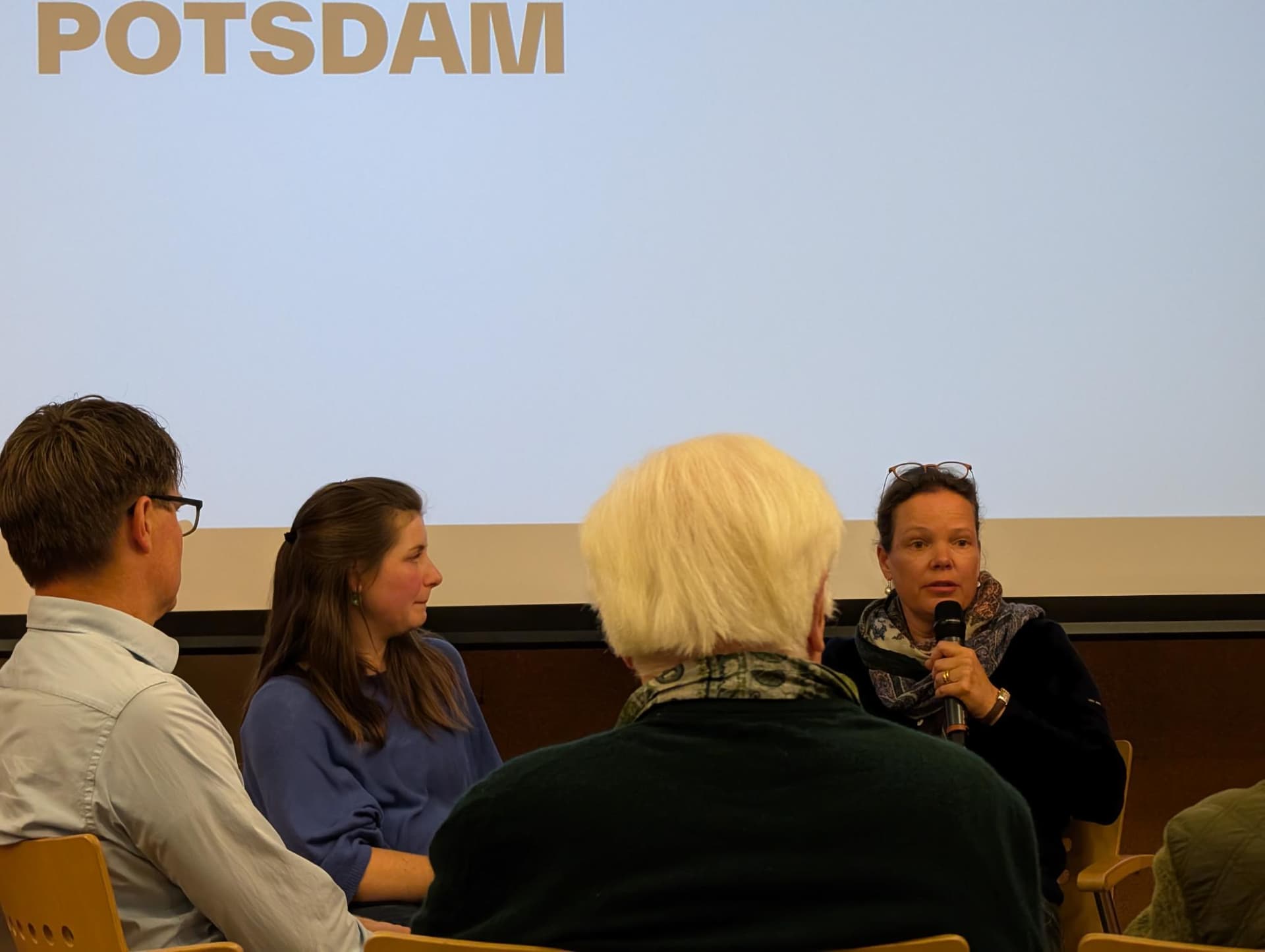 "Potsdam gießt" beim Stadt Forum Potsdam