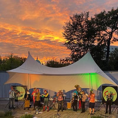 no info available for image