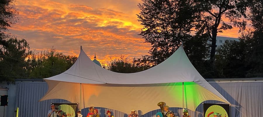 no info available for image